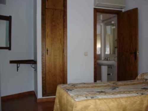 Hostal Cruz Verde 나발카르네로 객실 사진